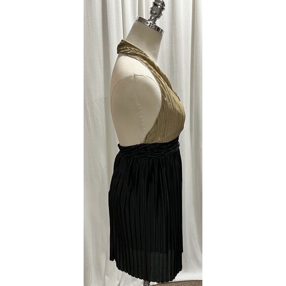 STELLA & JAMIE NEW NWT Black and Champagne Pleated Halter Open Back Dress Small - Picture 9 of 16